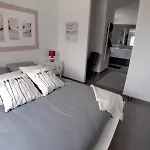 Maison Avec Piscine Privee, 4 Ch, 8 Pers, Sud * Salindres