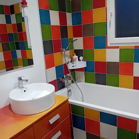 Maison Avec Piscine Privee, 4 Ch, 8 Pers, Sud