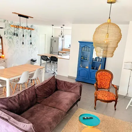 Maison Avec Piscine Privee, 4 Ch, 8 Pers, Sud * Salindres