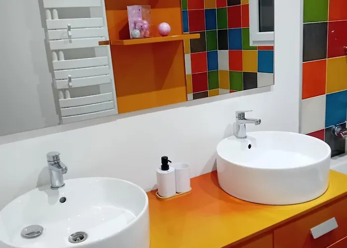Maison Avec Piscine Privée, 4 Ch, 8 Pers, Sud * Salindres