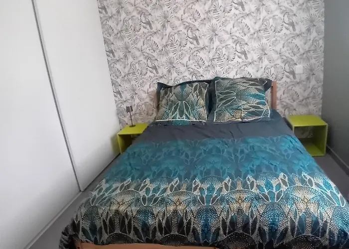 Nyaraló Maison Avec Piscine Privee, 4 Ch, 8 Pers, Sud